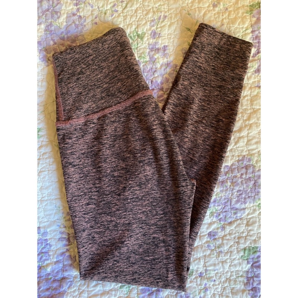 BEYOND YOGA LEGGINGS